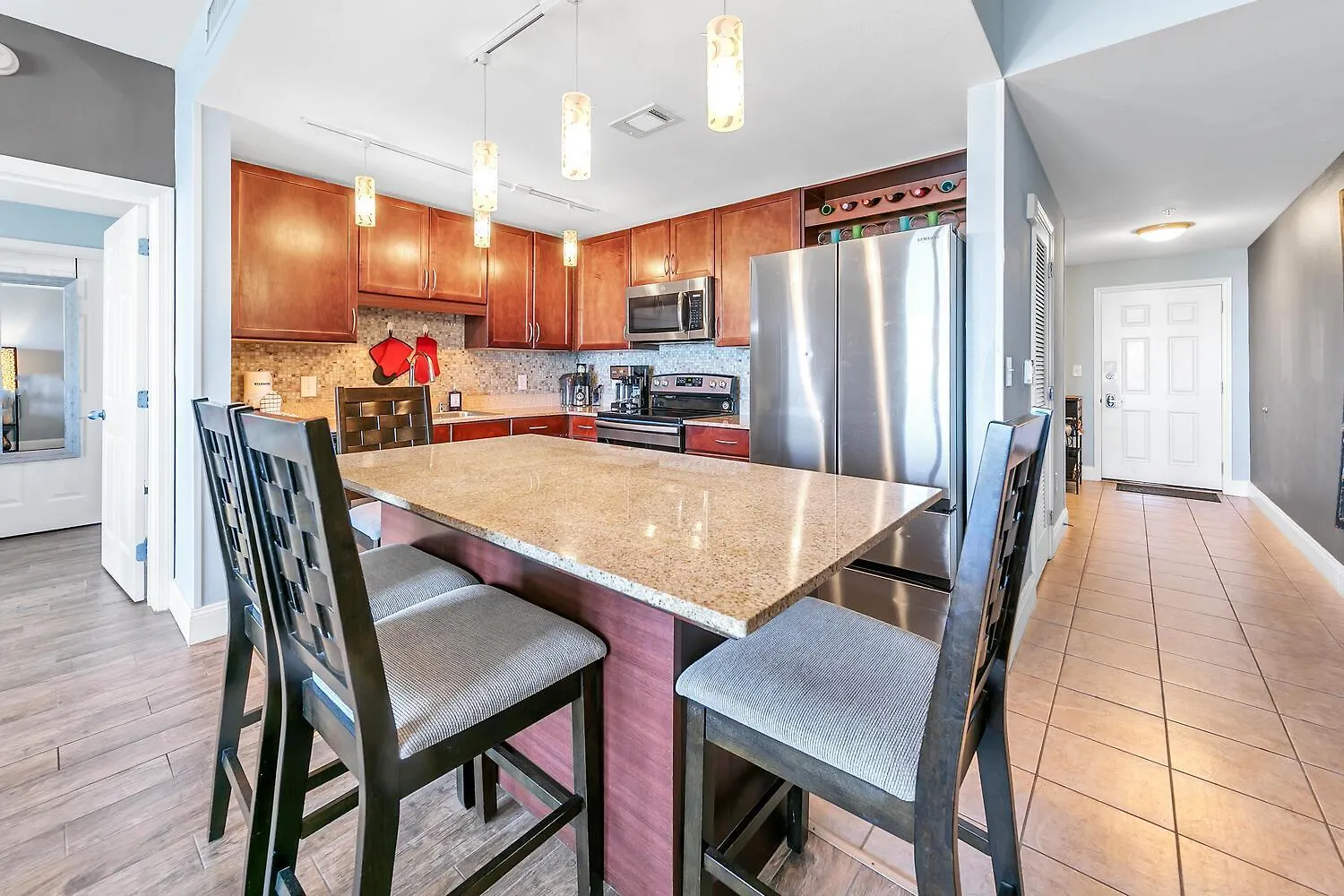 Laketown Wharf 1829 By Emerald Coast Retreats Panama City Beach Holiday home